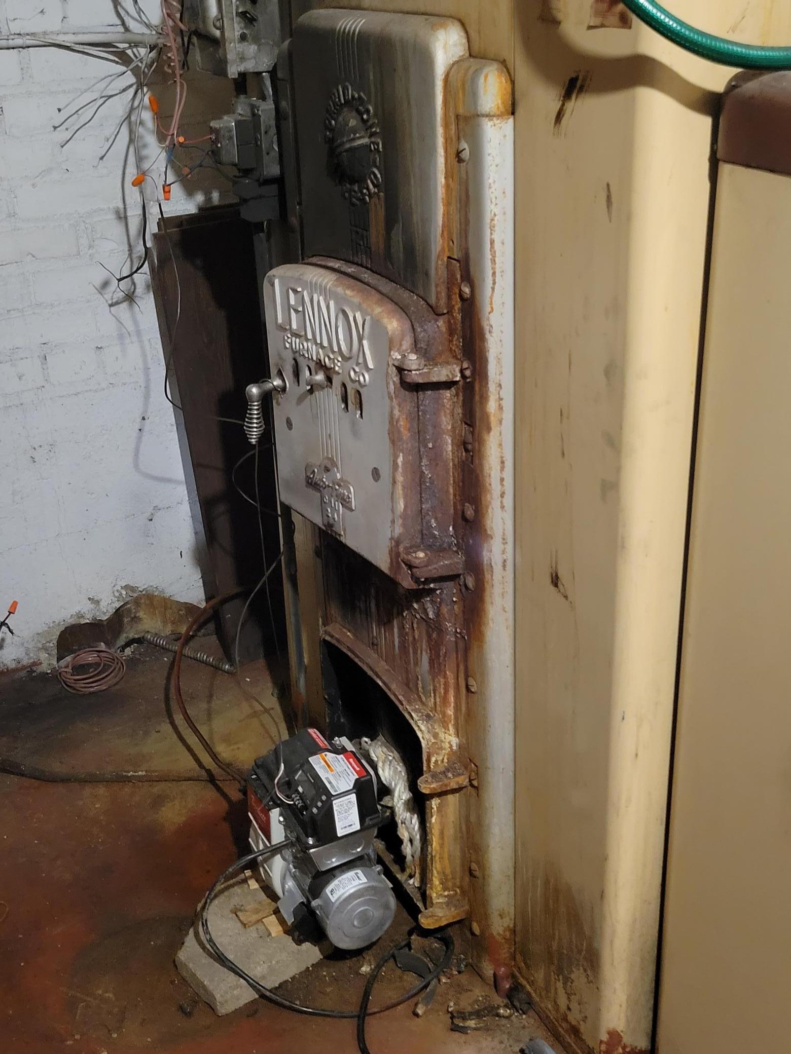 Original fuel oil furnace has been maintained.