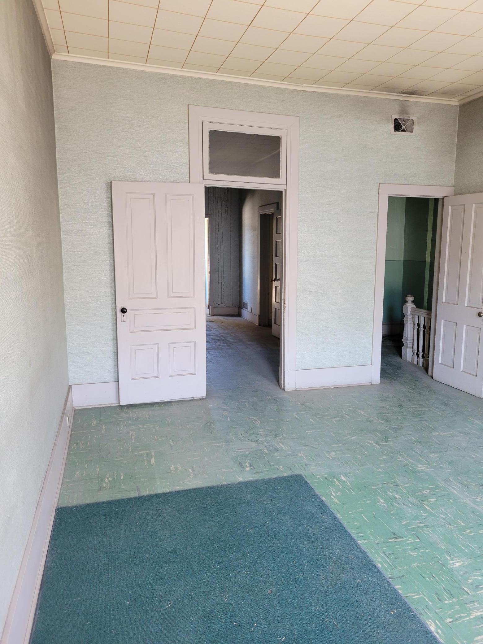 Upper floor