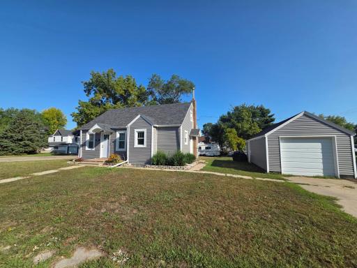 206 1st Street NE, Lidgerwood, ND 58053