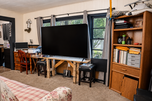 Living Room 1.png