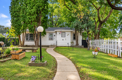 Photo for 308 Roosevelt Street, Alexandria, MN 56308 - listing #7136836 308 Roosevelt Street, Alexandria, MN 56308