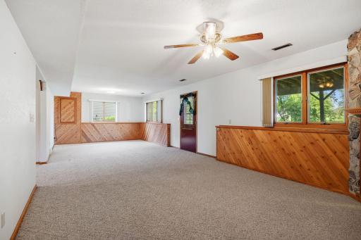 700 W Welco Drive, Montgomery, MN 56069