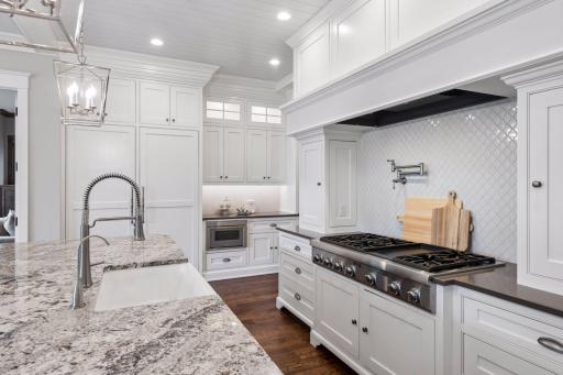 4565 Bayside Road, Maple Plain, MN 55359