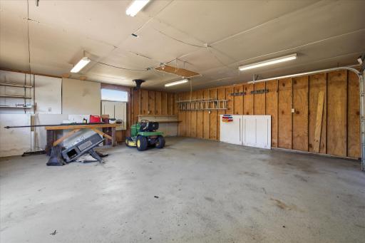 119 S Walnut Street, Belle Plaine, MN 56011