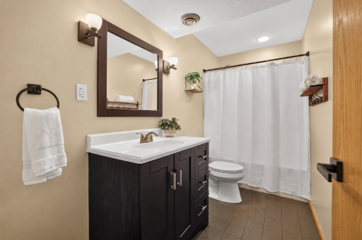 5852 Excalibur Court NW, Rochester, MN 55901