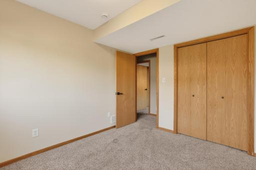 5852 Excalibur Court NW, Rochester, MN 55901
