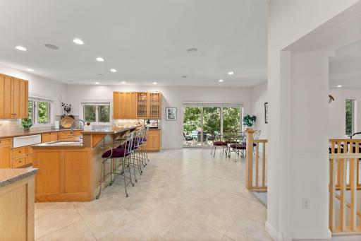 2935 Minnehaha Curve E, Wayzata, MN 55391
