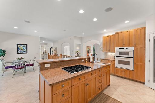 2935 Minnehaha Curve E, Wayzata, MN 55391