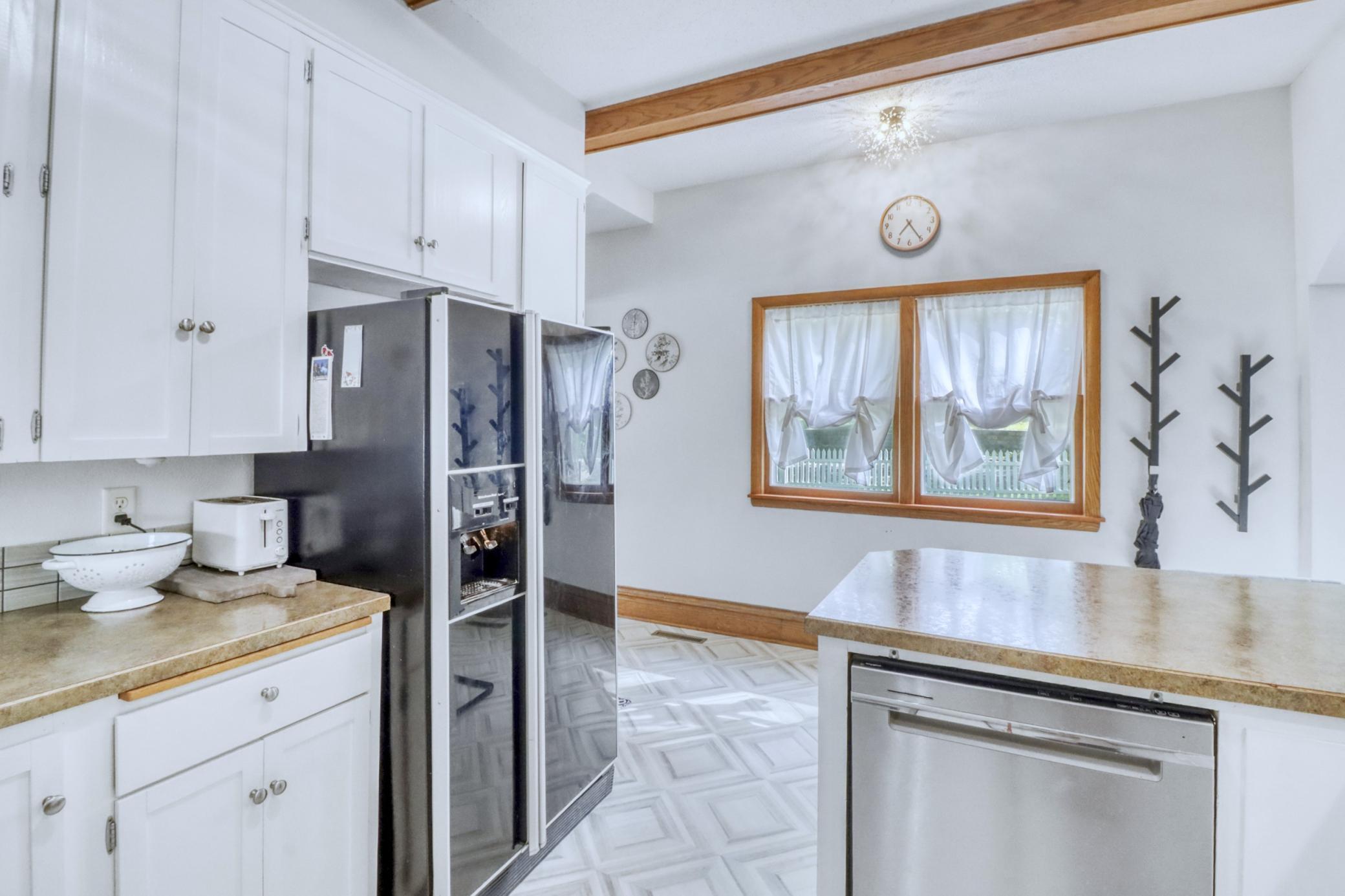 Kitchen1_7.JPG