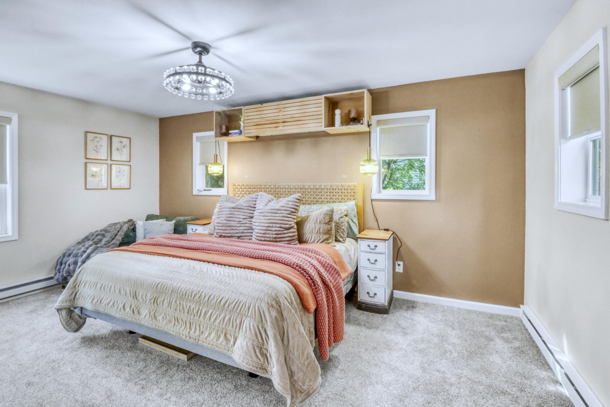 Primary Bedroom1_2.JPG