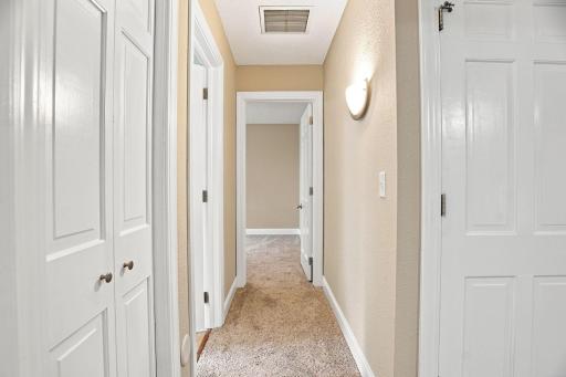 20840 Hidden Ponds Drive, Rogers, MN 55374