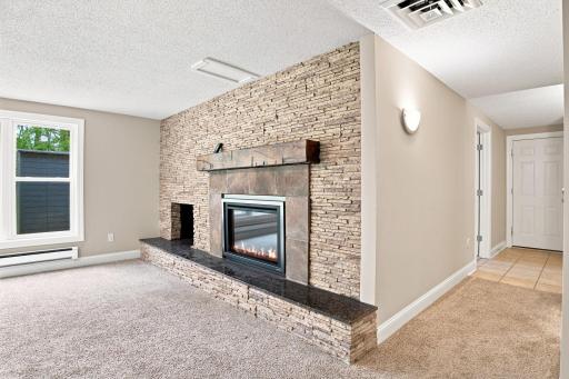 20840 Hidden Ponds Drive, Rogers, MN 55374