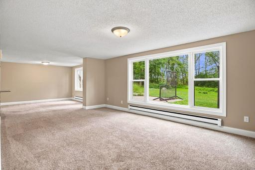 20840 Hidden Ponds Drive, Rogers, MN 55374