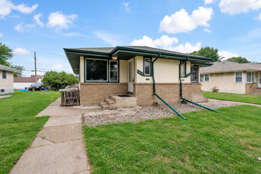 Entry to Unit 3810