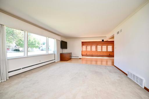 65 E Broadway Street, Winona, MN 55987