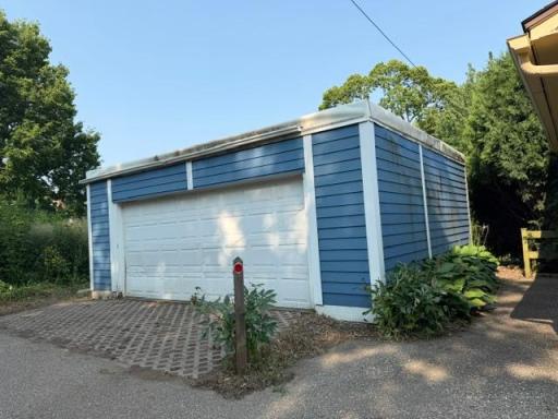923 N 5th Street, Mankato, MN 56001