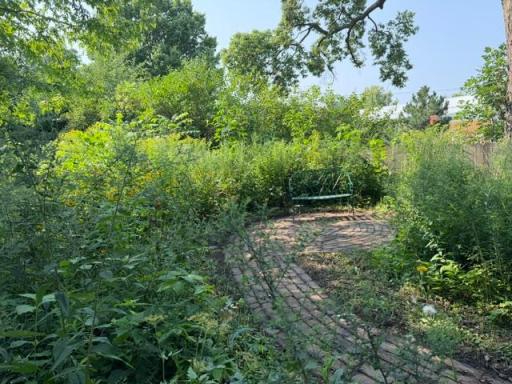 923 N 5th Street, Mankato, MN 56001