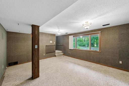 2721 June Avenue N, Golden Valley, MN 55422