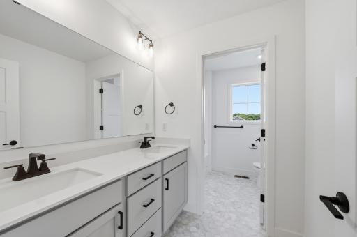 Upper Level Hall Bath - The Brookview at 819 Walnut Grove Lane in Oakview Ridge!
