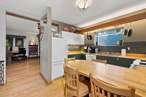 Amdak_1318 7th Street S Fargo ND_INTERIOR_0019.jpg
