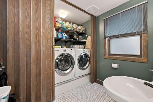 Amdak_1318 7th Street S Fargo ND_INTERIOR_0024.jpg