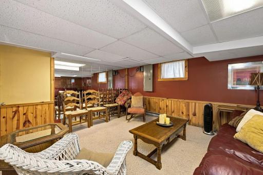 Amdak_1318 7th Street S Fargo ND_INTERIOR_0026.jpg