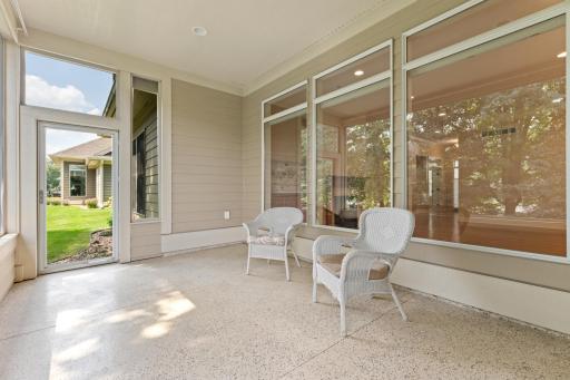 20_patio.jpg