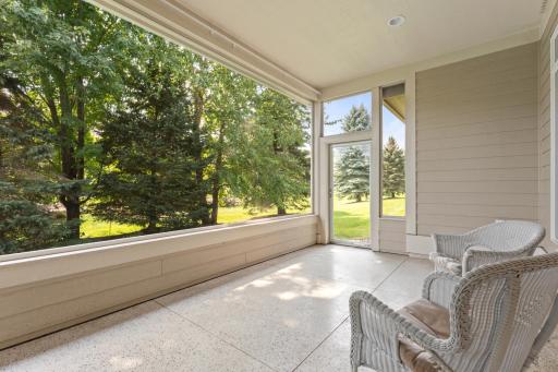 19_patio.jpg