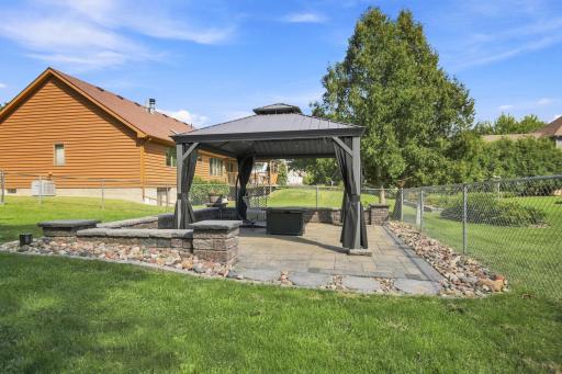 625 16th Street SW, Owatonna, MN 55060
