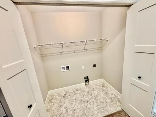 Upper Level Laundry - The Crestview at 810 Walnut Ct in Hanover!