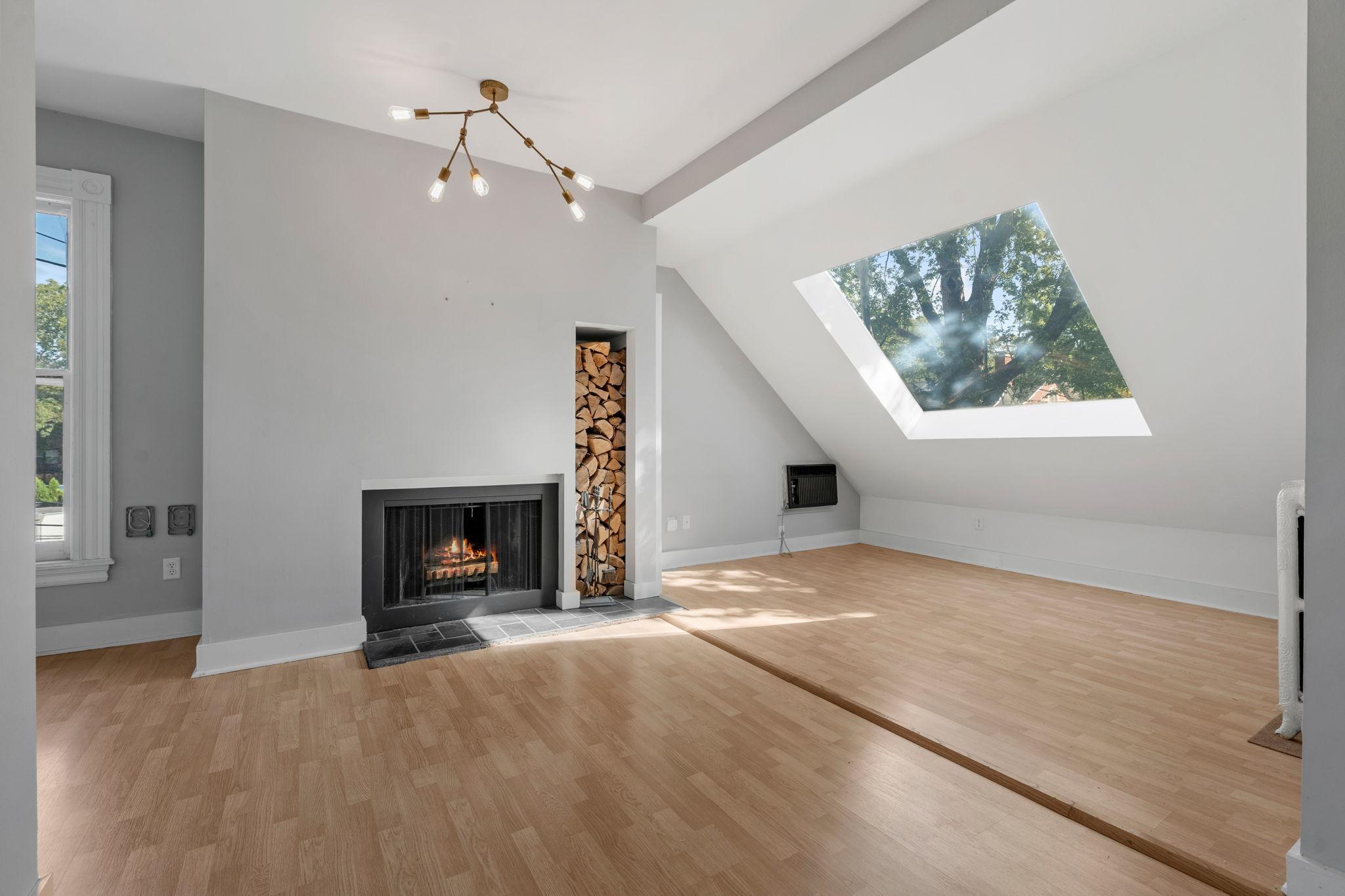 Living Fireplace is Virtually Staged