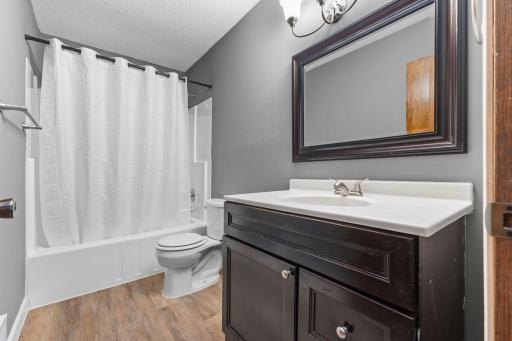 650 Birch Lane S, Shoreview, MN 55126