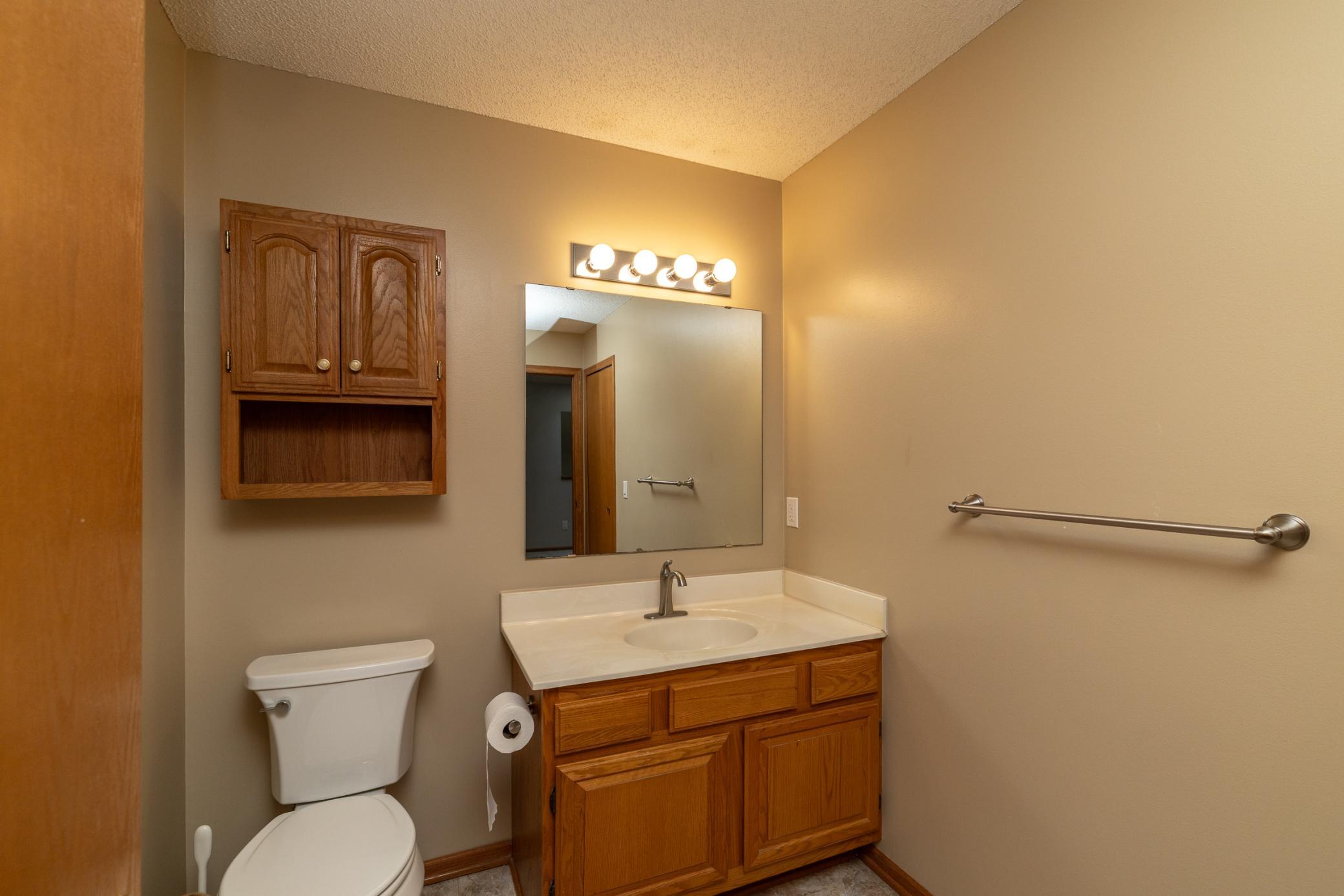 Upper level bath