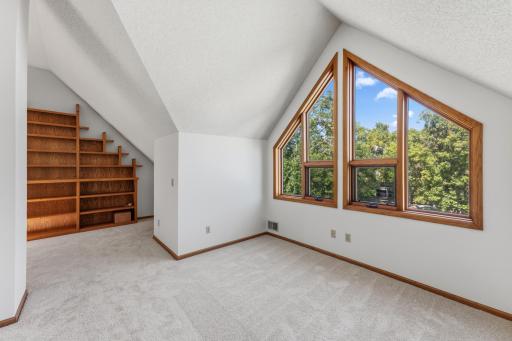 933 Dartmouth Place SE, Minneapolis, MN 55414