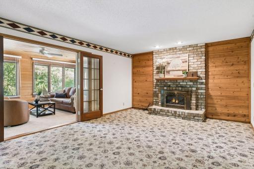 20 Deer Hills Drive, North Oaks, MN 55127