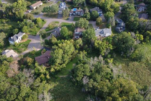 20 Deer Hills Drive, North Oaks, MN 55127