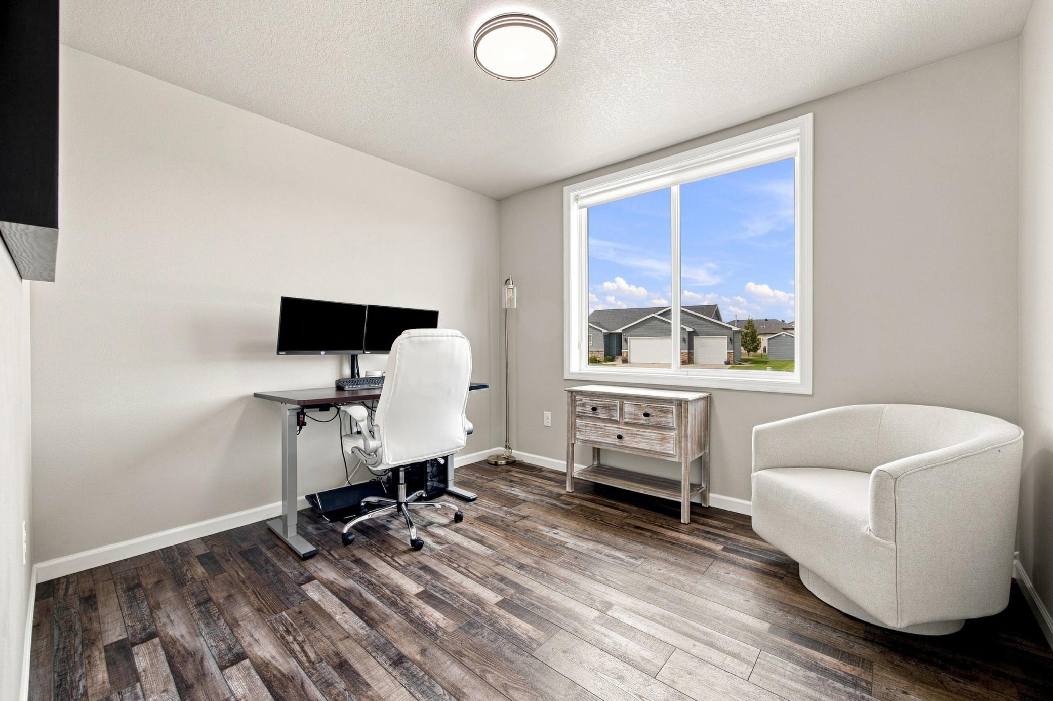 Main Floor Office/Den
