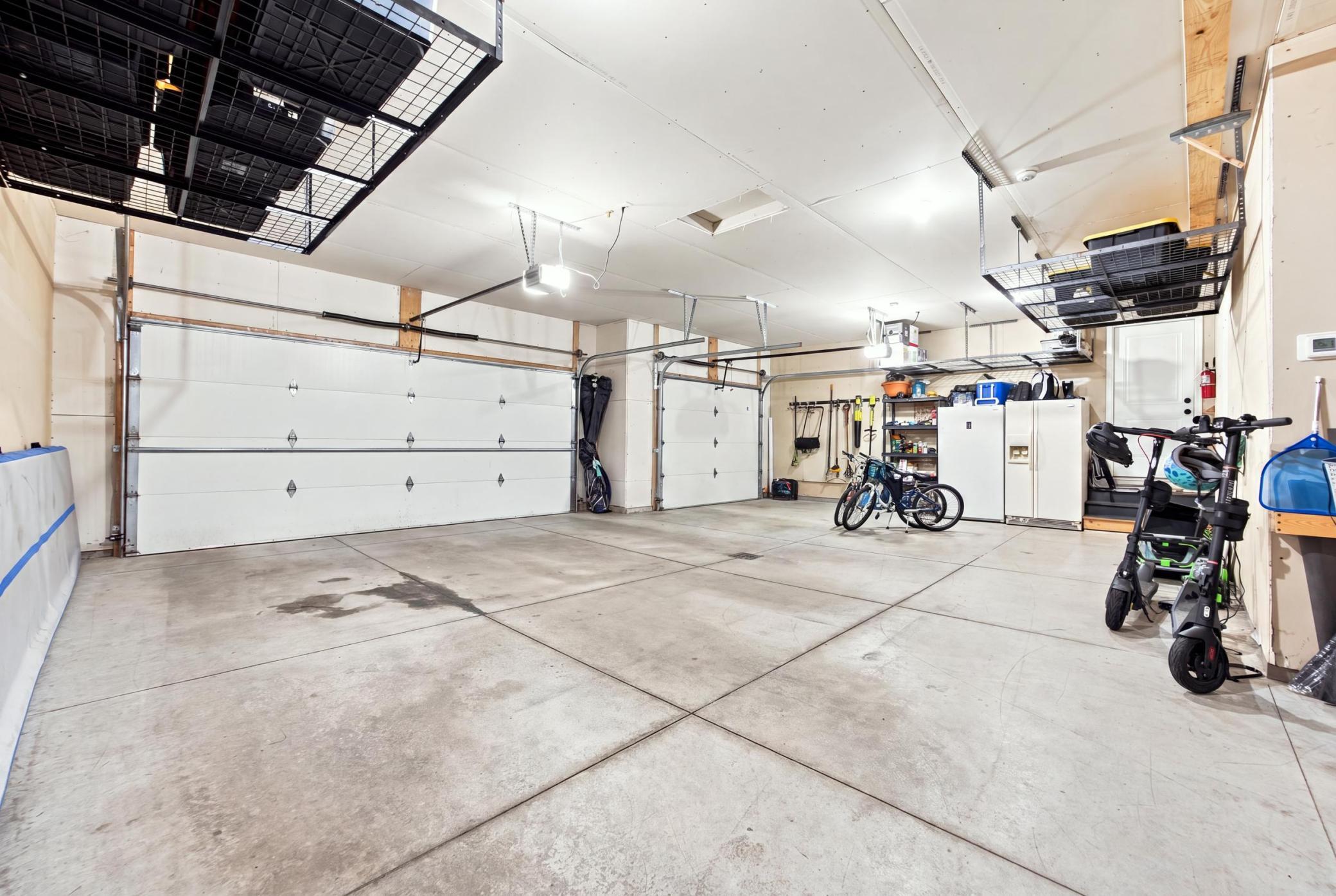3 Stall Garage
