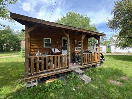 509 Jefferson Avenue S, Sebeka, MN 56477