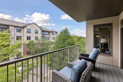 Private deck / balcony