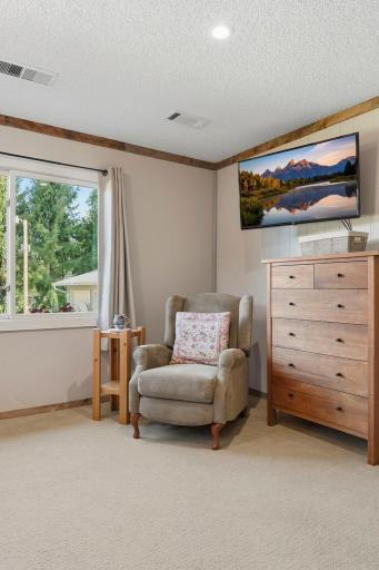 23-web-or-mls-127_Ponderosa_Rd_River_Falls_WI_54022_017.jpg