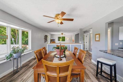 DiningRoom3