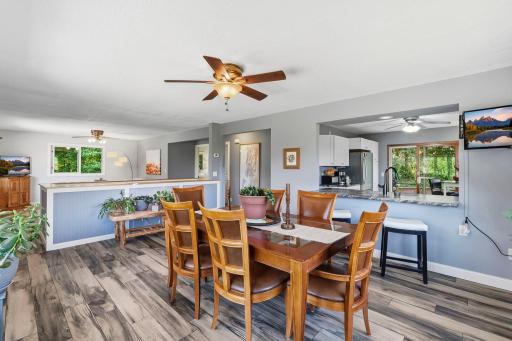 DiningRoom2