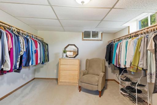25-web-or-mls-127_Ponderosa_Rd_River_Falls_WI_54022_011.jpg