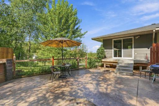 Patio space to back deck