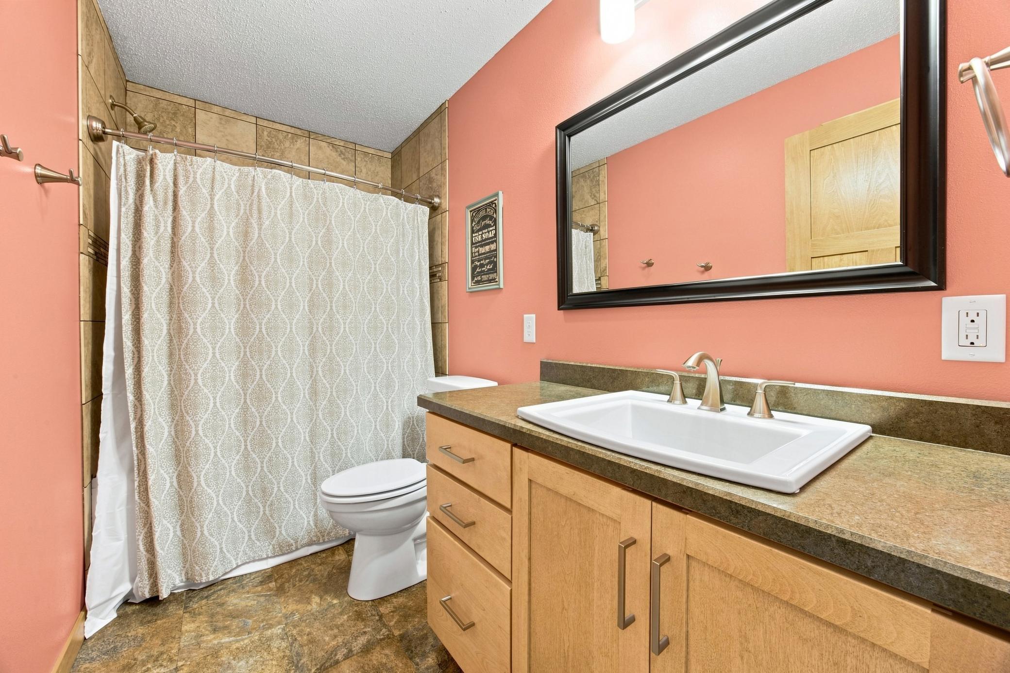 Full Bathroom