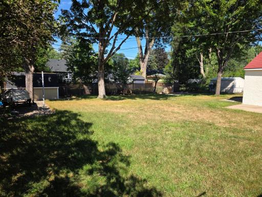 1747 Pinewood Drive, Shoreview, MN 55126