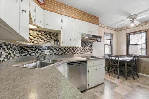 1747 Pinewood Drive, Shoreview, MN 55126
