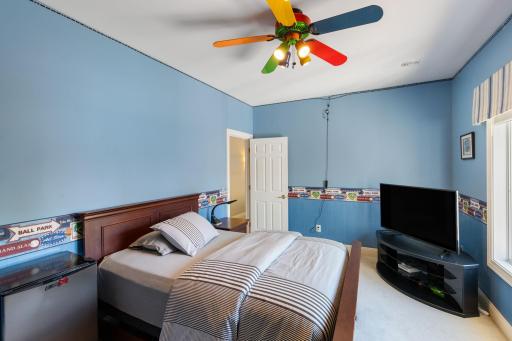 81-web-or-mls-12100-grandview-terrace.jpg