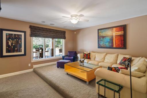 96-web-or-mls-12100-grandview-terrace.jpg